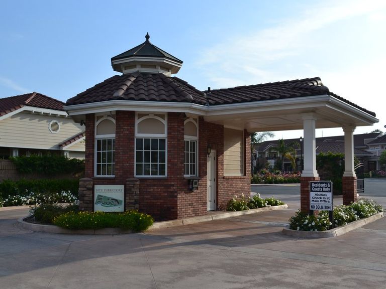 Meadowbrook Village Christian Retirement Community Pricing, Photos